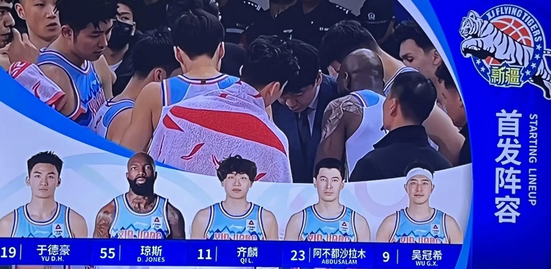 天津男篮实现大逆转，球队精神饱满