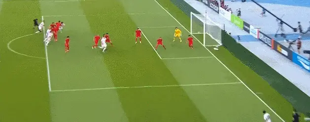 关于东亚杯-张玉宁失单刀国足0-2日本遭两连败的信息